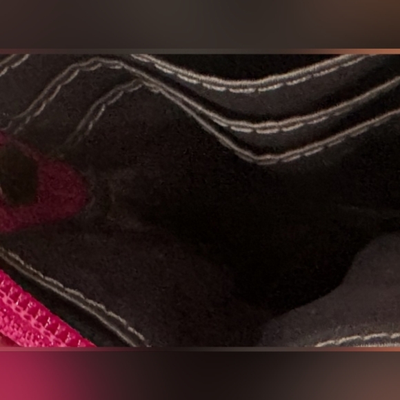 Coach Poppy Sequin Sweetheart Wristlet Hot Pink NWT - Picture 8 of 9